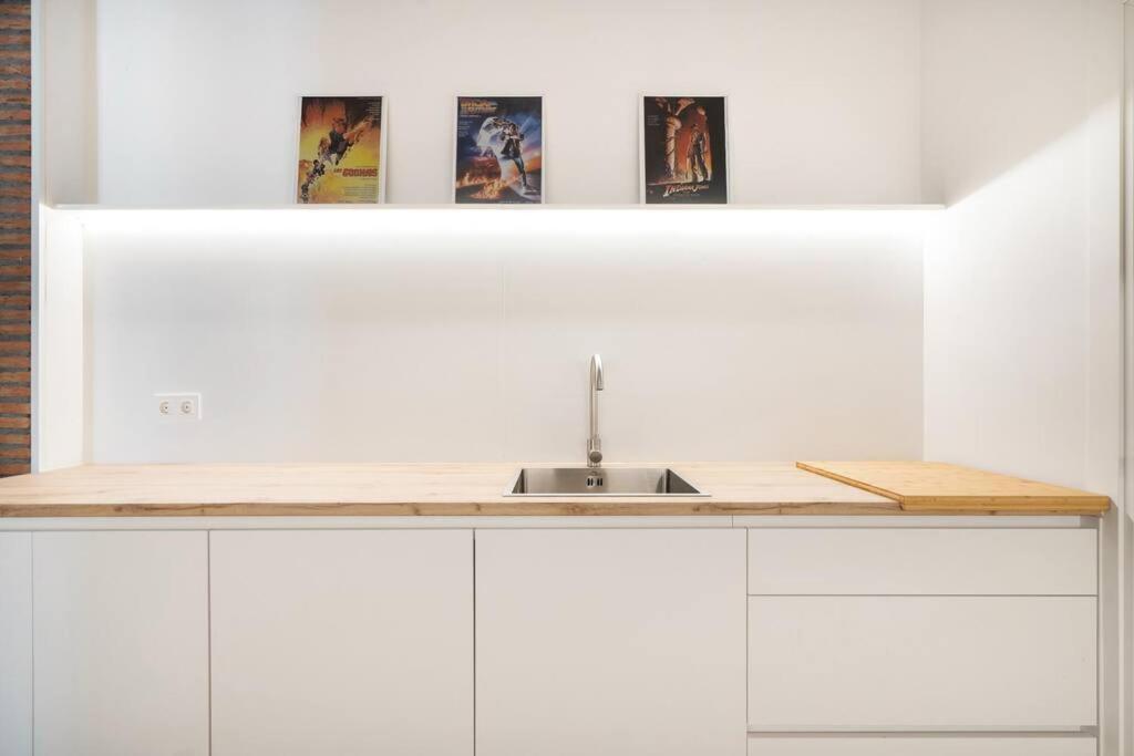 Bowie House - Madrid River-A-Salvad Экстерьер фото